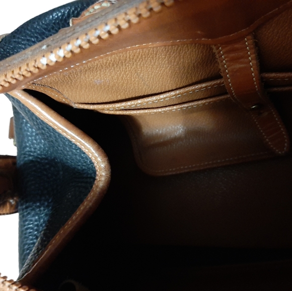 Pre-owned D&B bag & wallet - Picture 5 of 16